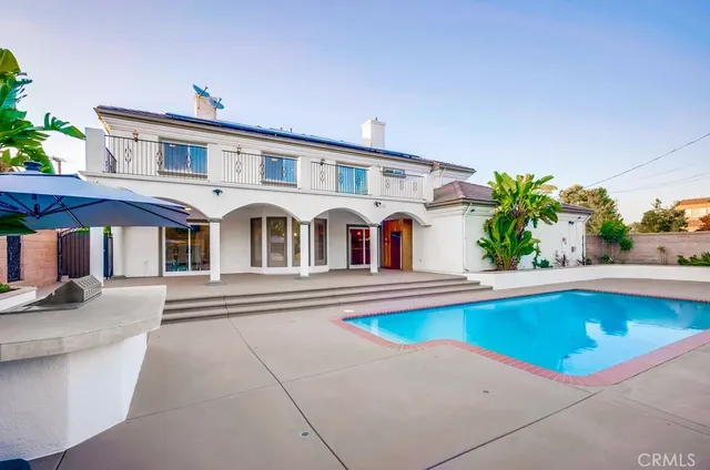 $1,688,000 | 322 East 19th Street, Upland, CA 91784