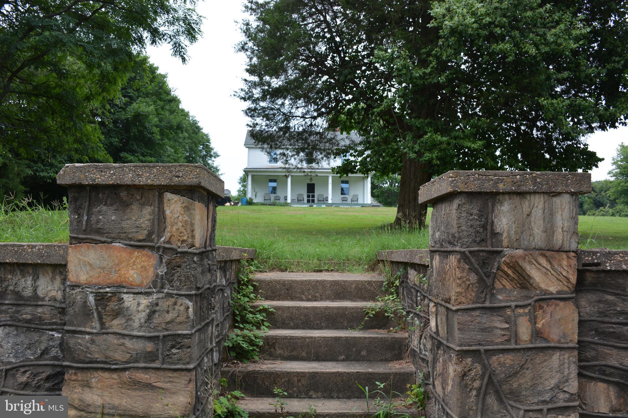 6473 Georgetown Road Broad Run, VA 20137 - Photo 5 of 15