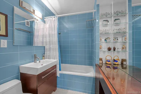 $499,999 | 555 Kappock Street, Unit 22C | Spuyten Duyvil