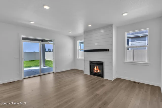 $614,500 | 6875 North Coeur Terre Boulevard, Coeur D'Alene, ID 83815