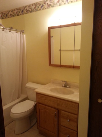 633 South Virginia Road, Unit 113 Crystal Lake, IL 60014 - Photo 14 of 16