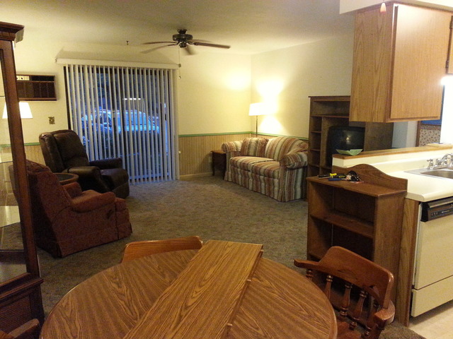 633 South Virginia Road, Unit 113 Crystal Lake, IL 60014 - Photo 9 of 16