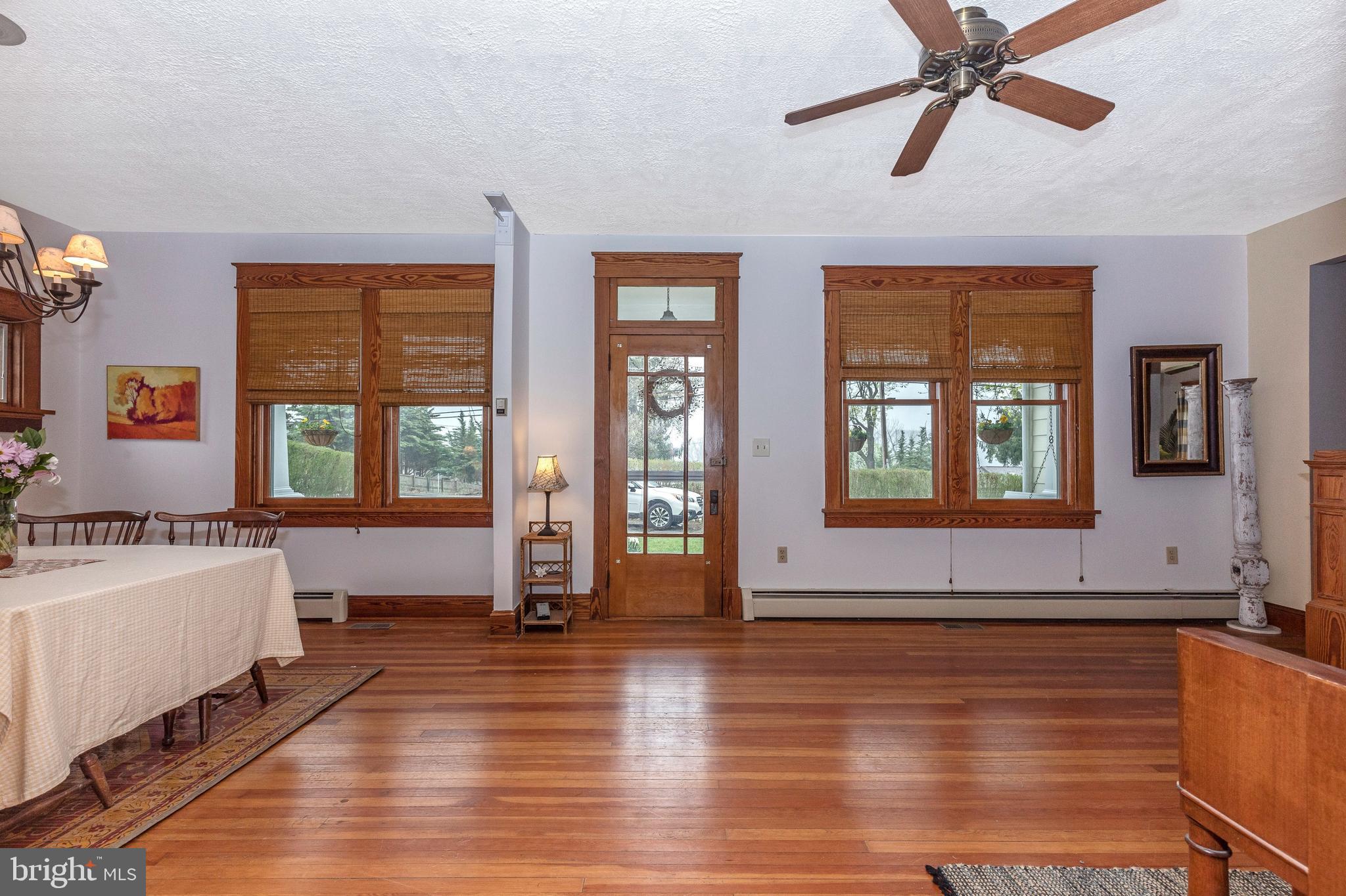 10029 Kelly Road Frederick, MD 21701 - Photo 4 of 52 Walking in you'll feel the care given throughout!