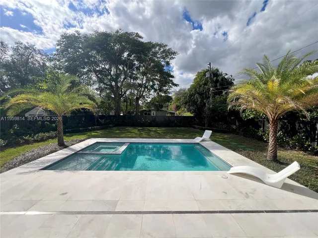 $10,500 | 7850 Southwest 67th Avenue, South Miami, FL 33143