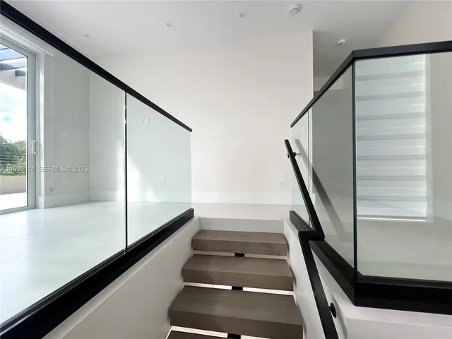 $10,500 | 7850 Southwest 67th Avenue, South Miami, FL 33143