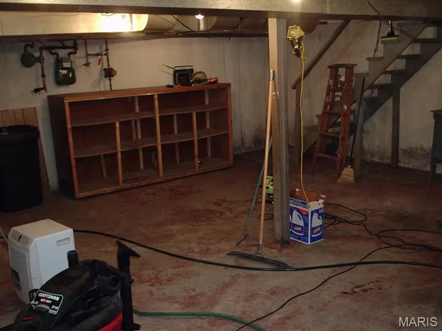 $259,900 | 1116 South Elm Avenue, Webster Groves, MO 63119