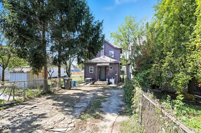 $130,000 | 215 South Warman Avenue, Indianapolis, IN 46222