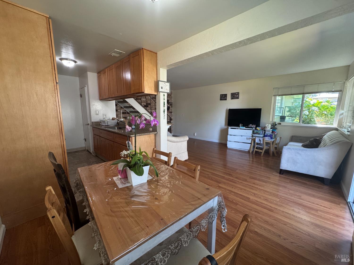 327 Bahia Lane San Rafael, CA 94901 - Photo 8 of 30