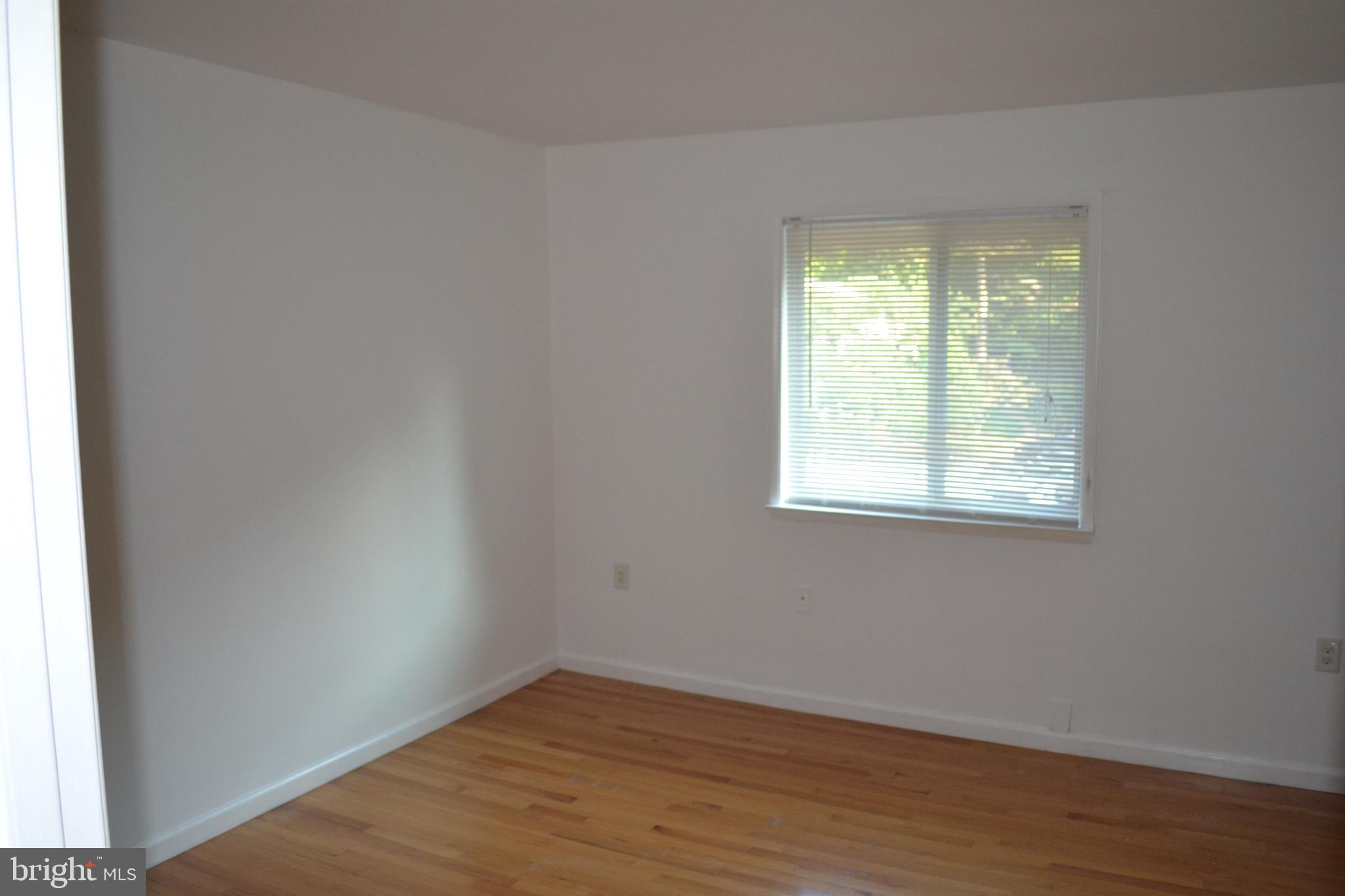 2295 Emerald Heights Court Reston, VA 20191 - Photo 9 of 26 Bedroom