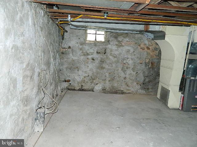 2506 Parkview Road Baltimore, MD 21207 - Photo 9 of 39 Gallery Image 9