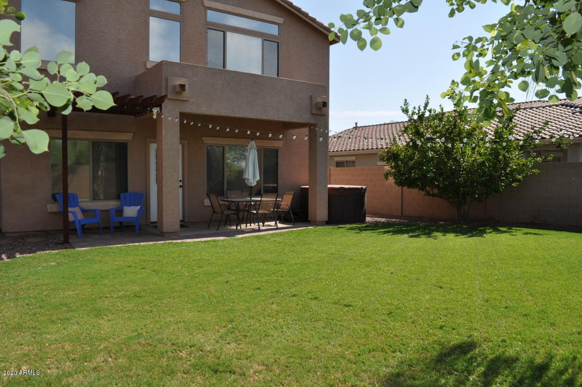 4334 South Woodshed Road Gilbert, AZ 85297 - Photo 7 of 36 20150816235704297192000000-o