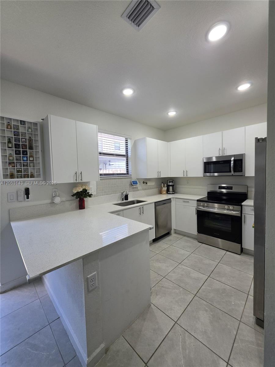 12880 Southwest 231st Street Miami, FL 33170 - Photo 5 of 15