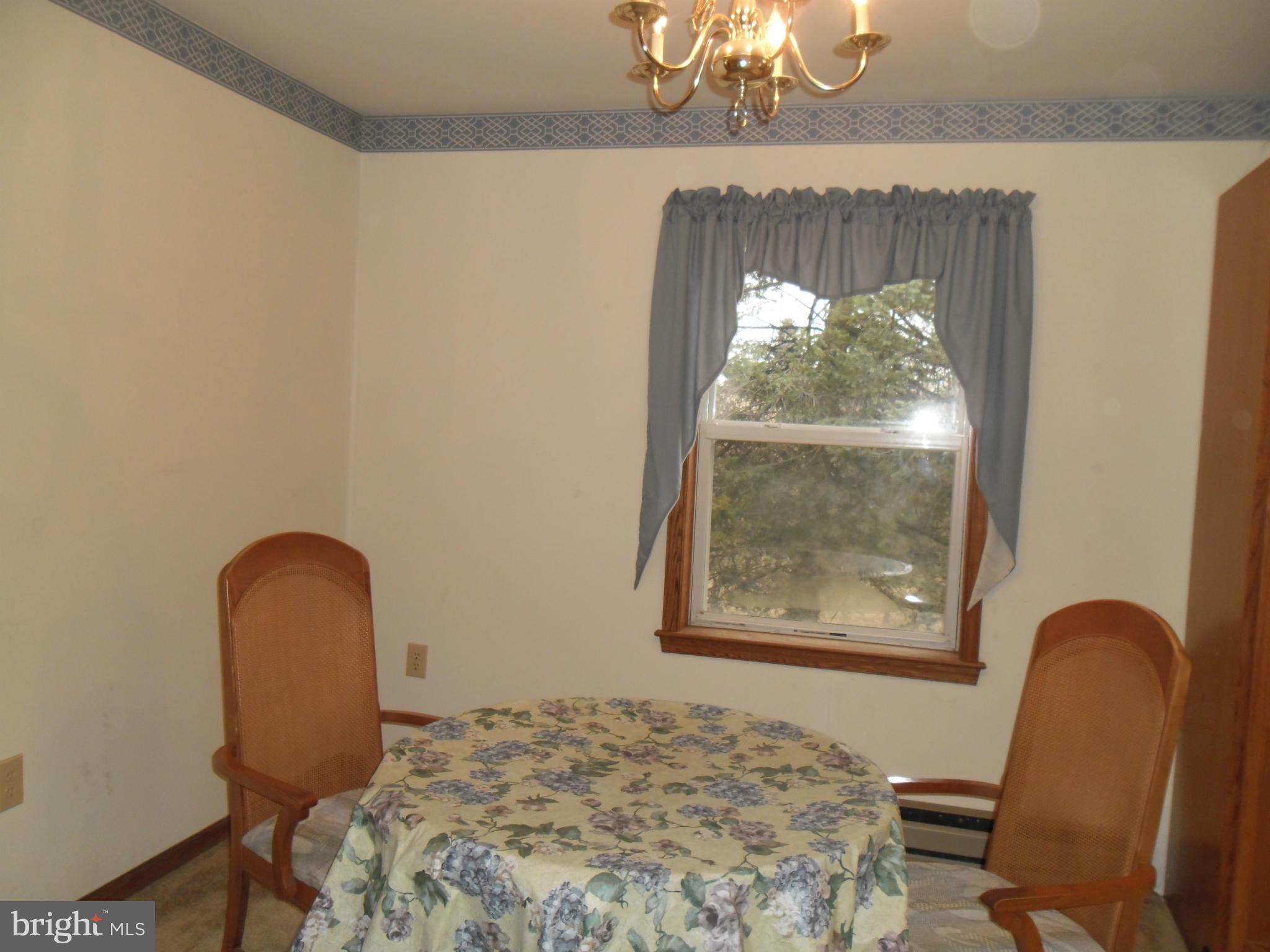 4343 Lee Road Hanover, PA 17331 - Photo 3 of 13 Dining Room