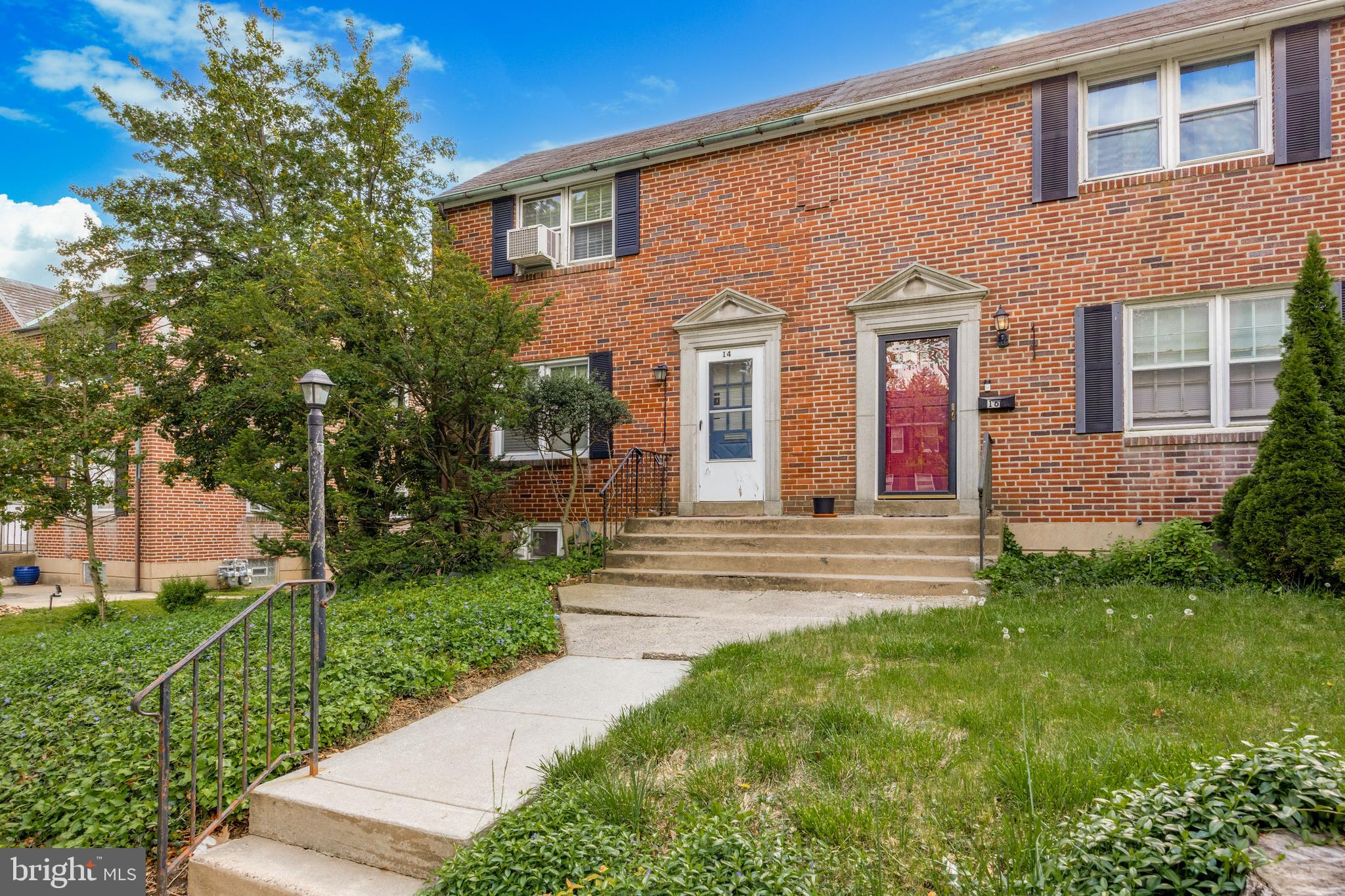 14 Rockglen Road Wynnewood, PA 19096 - Photo 2 of 22