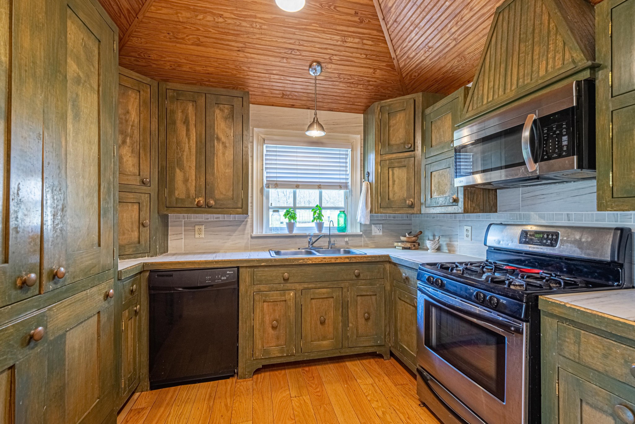 1185 Bee Spring Road Dellrose, TN 38453 - Photo 12 of 50