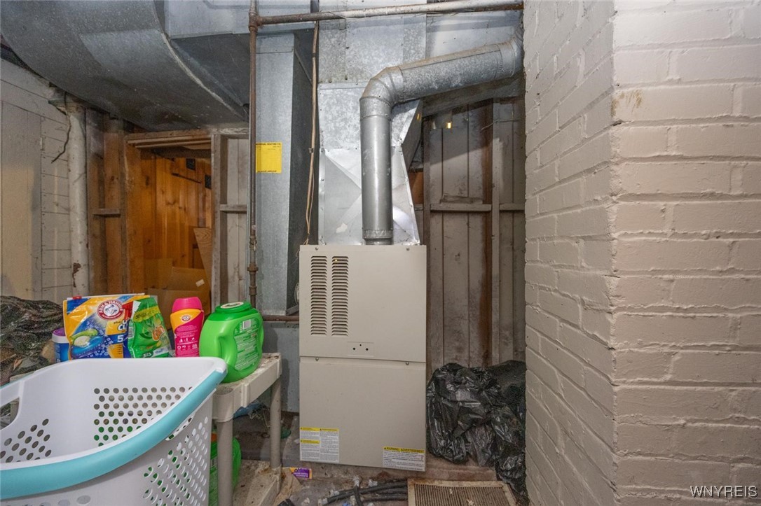 321 Hawley Street Rochester, NY 14611 - Photo 8 of 17