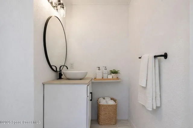 $529,999 | 2230 Sunset Avenue, Indialantic, FL 32903