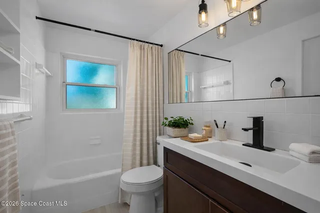 $529,999 | 2230 Sunset Avenue, Indialantic, FL 32903