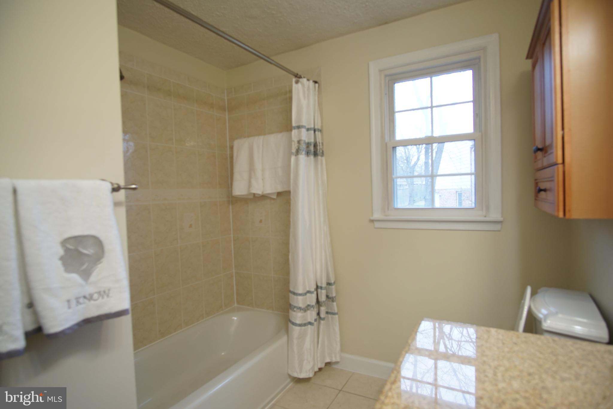 422 Dominion Road Northeast Vienna, VA 22180 - Photo 19 of 48
