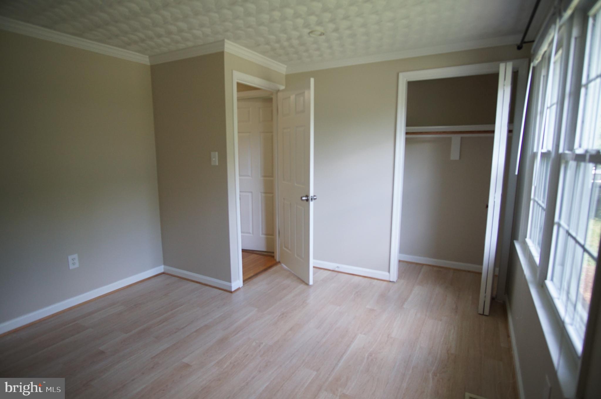 422 Dominion Road Northeast Vienna, VA 22180 - Photo 22 of 48