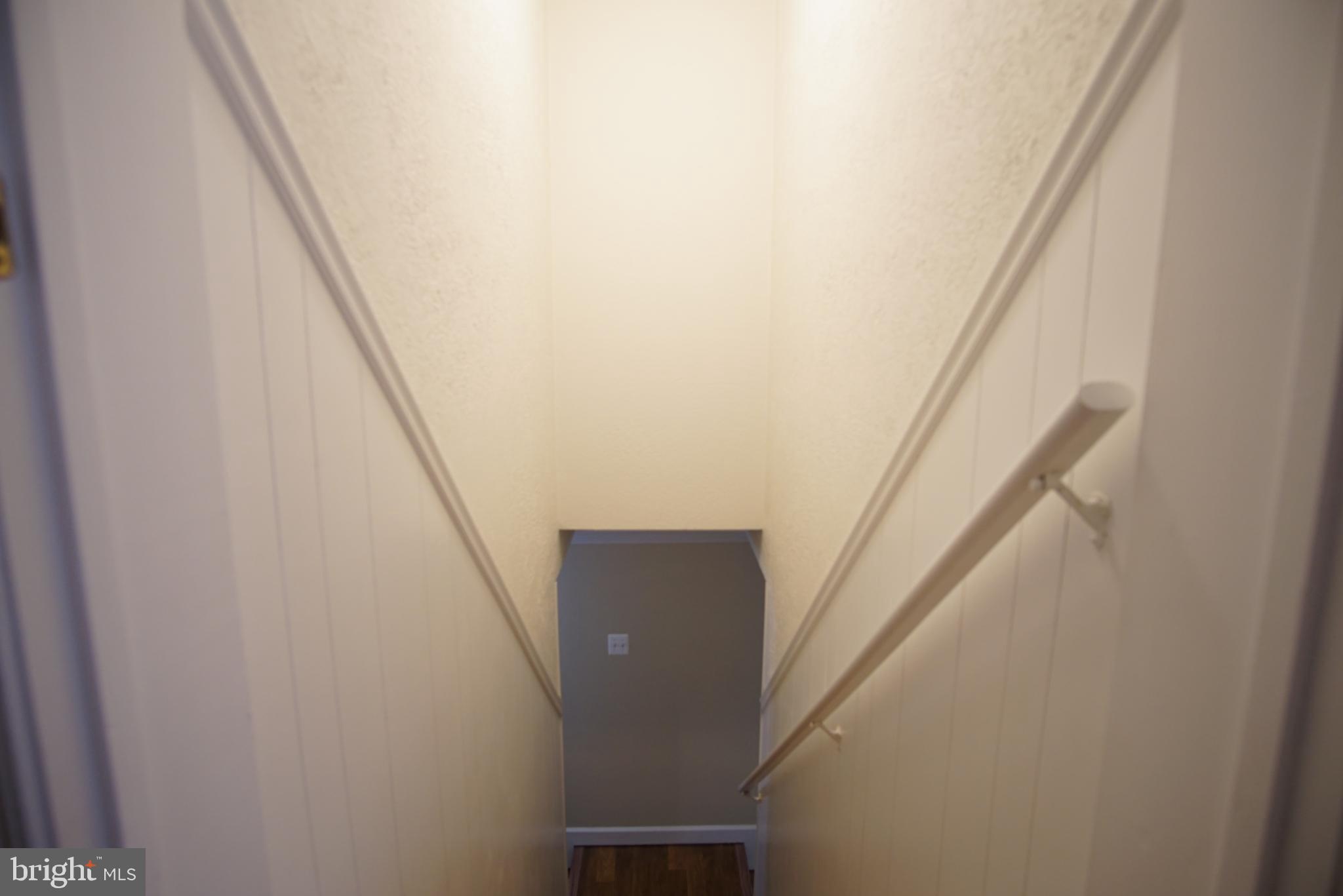 422 Dominion Road Northeast Vienna, VA 22180 - Photo 23 of 48