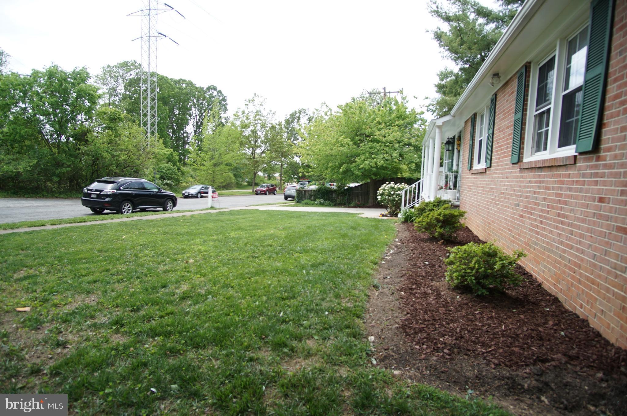 422 Dominion Road Northeast Vienna, VA 22180 - Photo 41 of 48