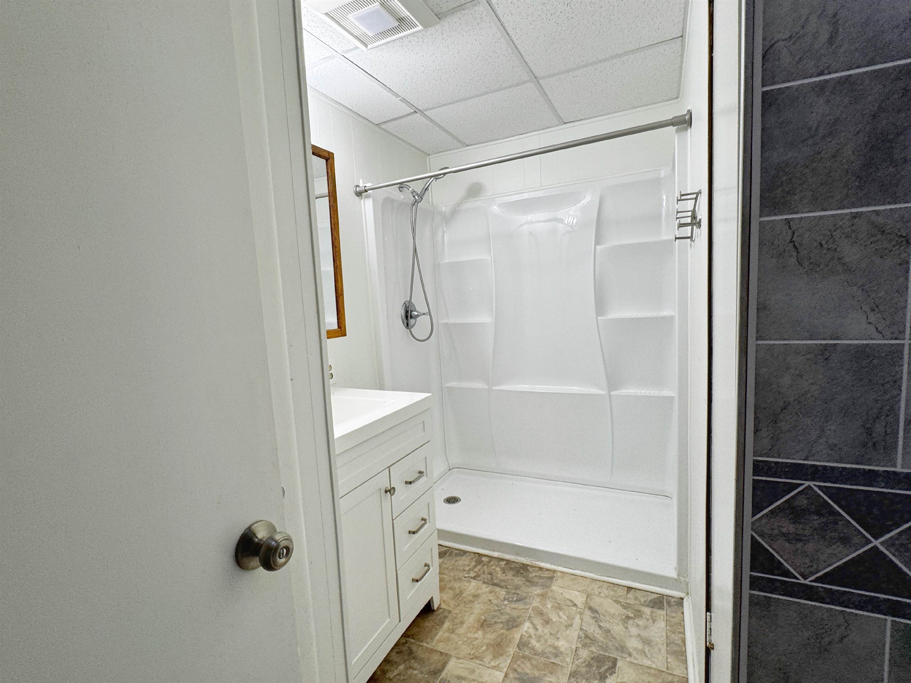 20 Macaris Street St. Augustine, FL 32084 - Photo 21 of 29 a bathroom with a bathtub