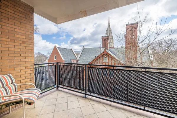 $175,000 | 1000 East Avenue, Unit UN301, Rochester, NY 14607