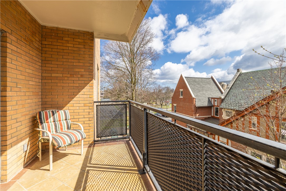 1000 East Avenue, Unit UN301 Rochester, NY 14607 - Photo 24 of 38