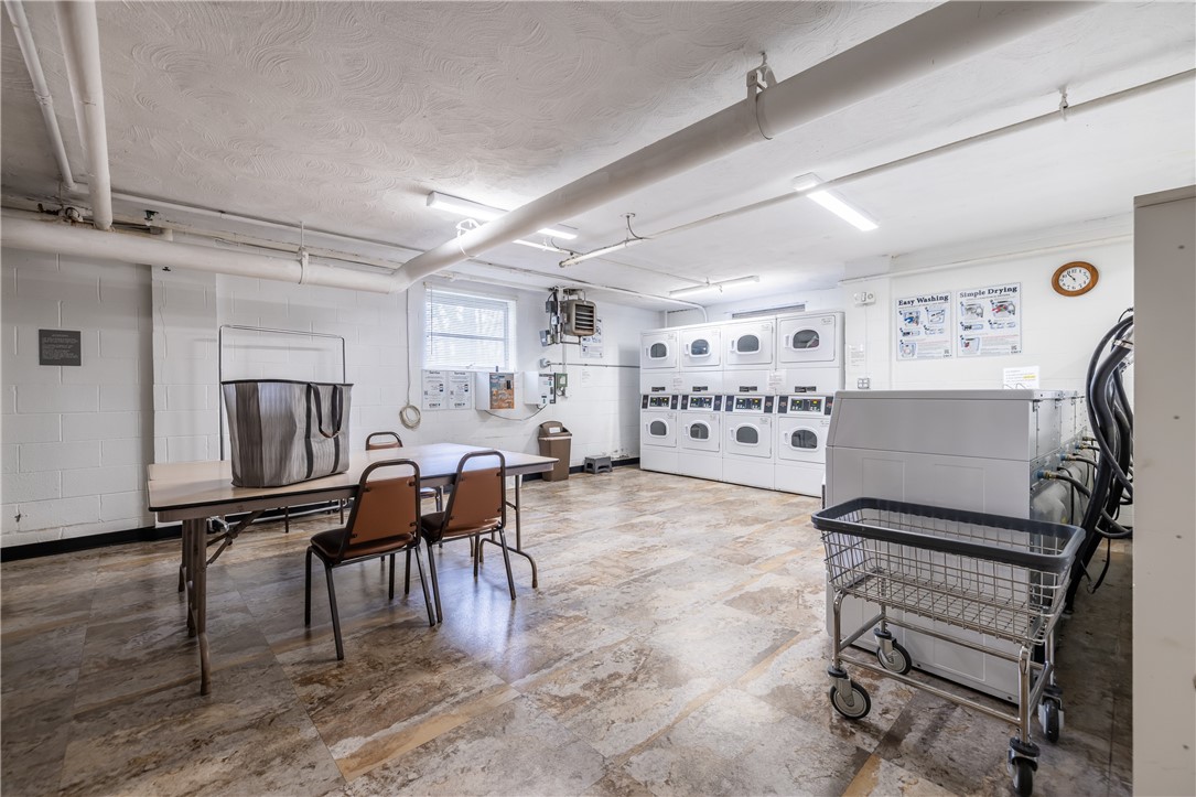 1000 East Avenue, Unit UN301 Rochester, NY 14607 - Photo 32 of 38