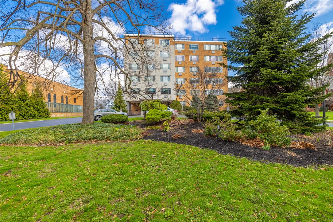 1000 East Avenue, Unit UN301 Rochester, NY 14607 - Photo 5 of 38