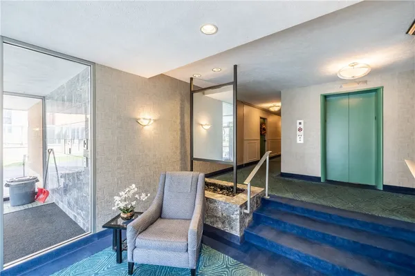 $175,000 | 1000 East Avenue, Unit UN301, Rochester, NY 14607
