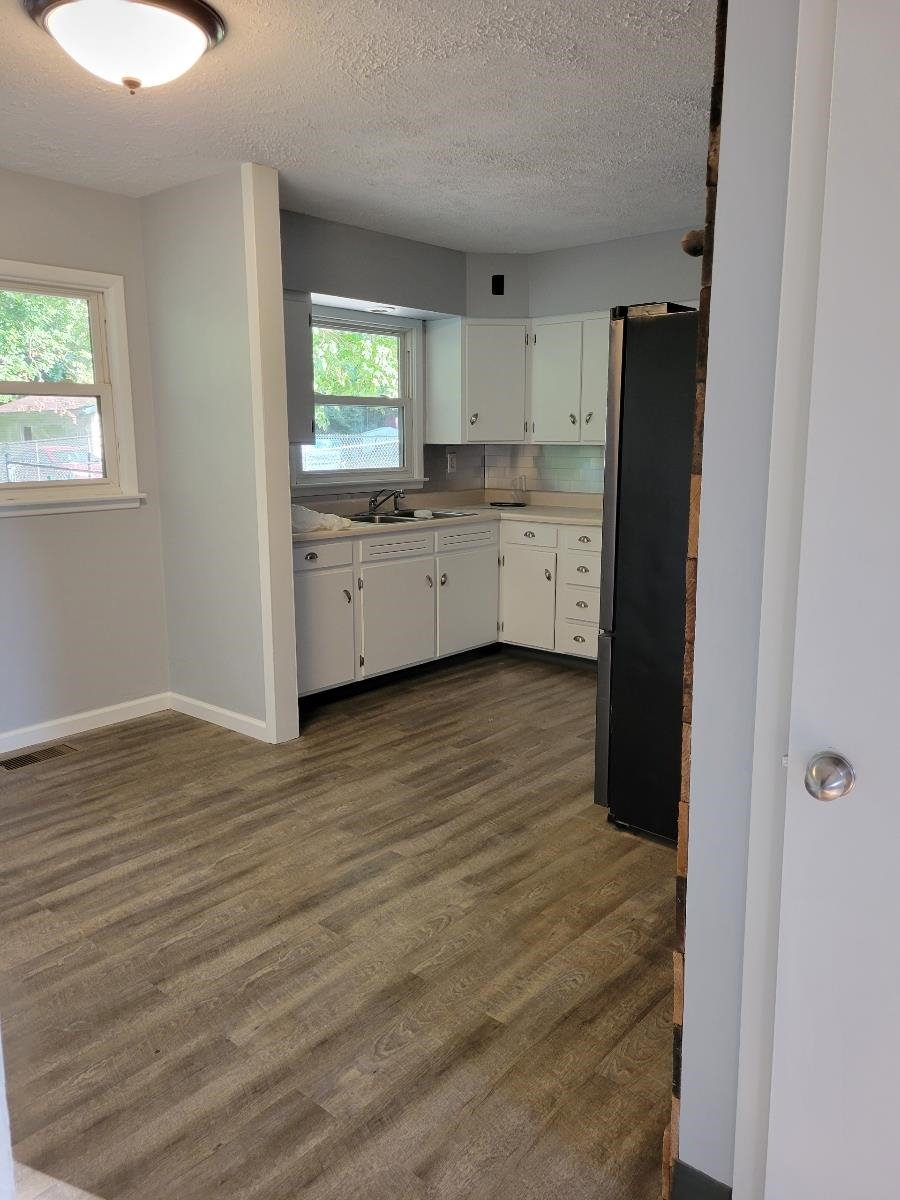 3815 South Leonard Springs Road Bloomington, IN 47403 - Photo 11 of 33 Gallery Image 11