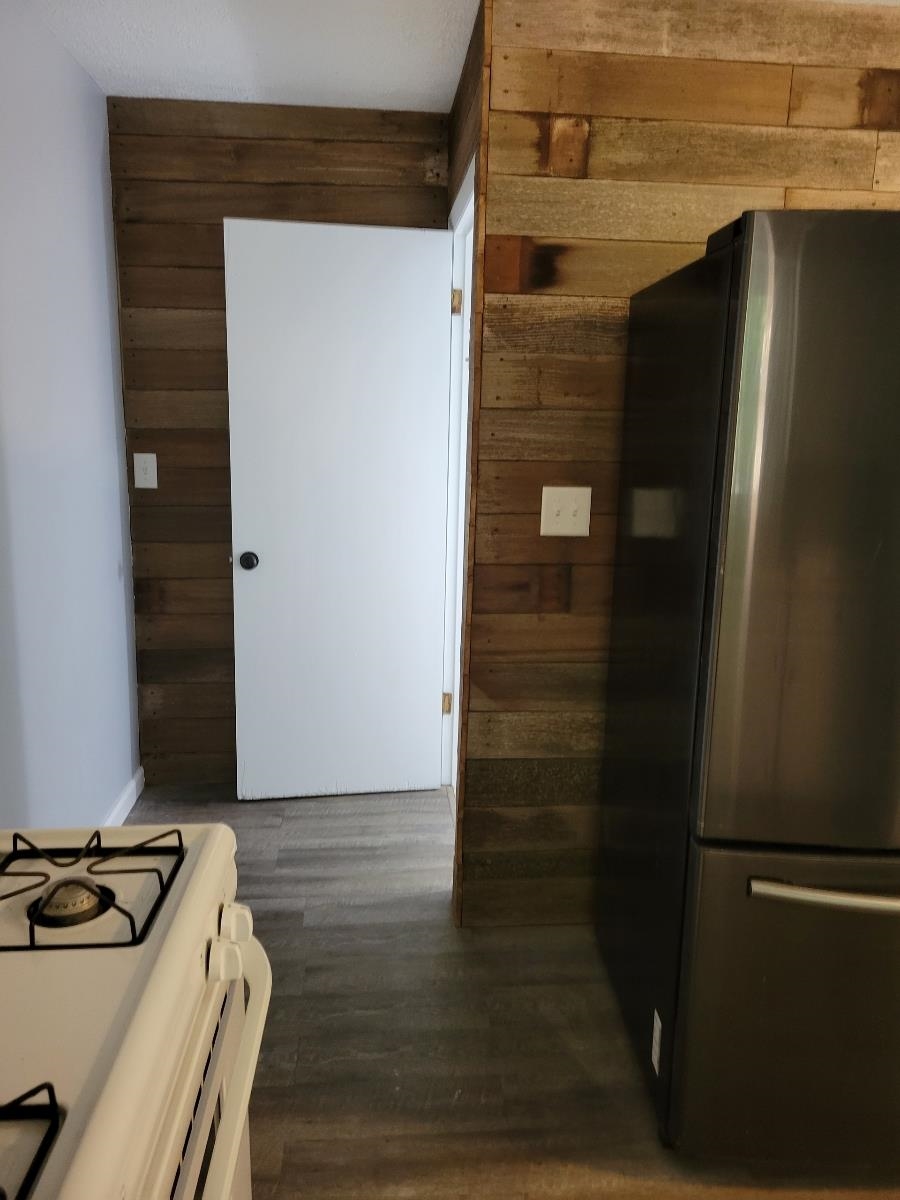 3815 South Leonard Springs Road Bloomington, IN 47403 - Photo 13 of 33 Gallery Image 13