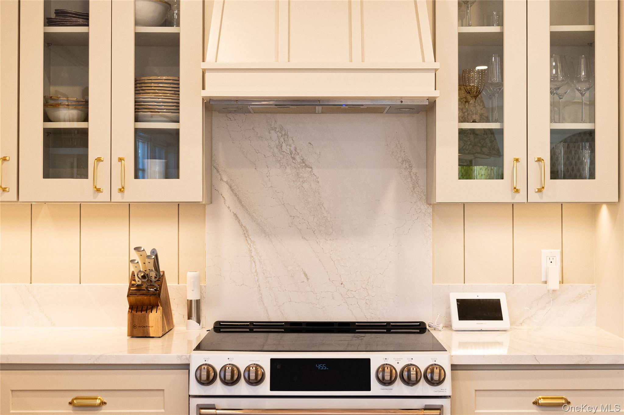 98 South Road Westhampton, NY 11977 - Photo 15 of 49