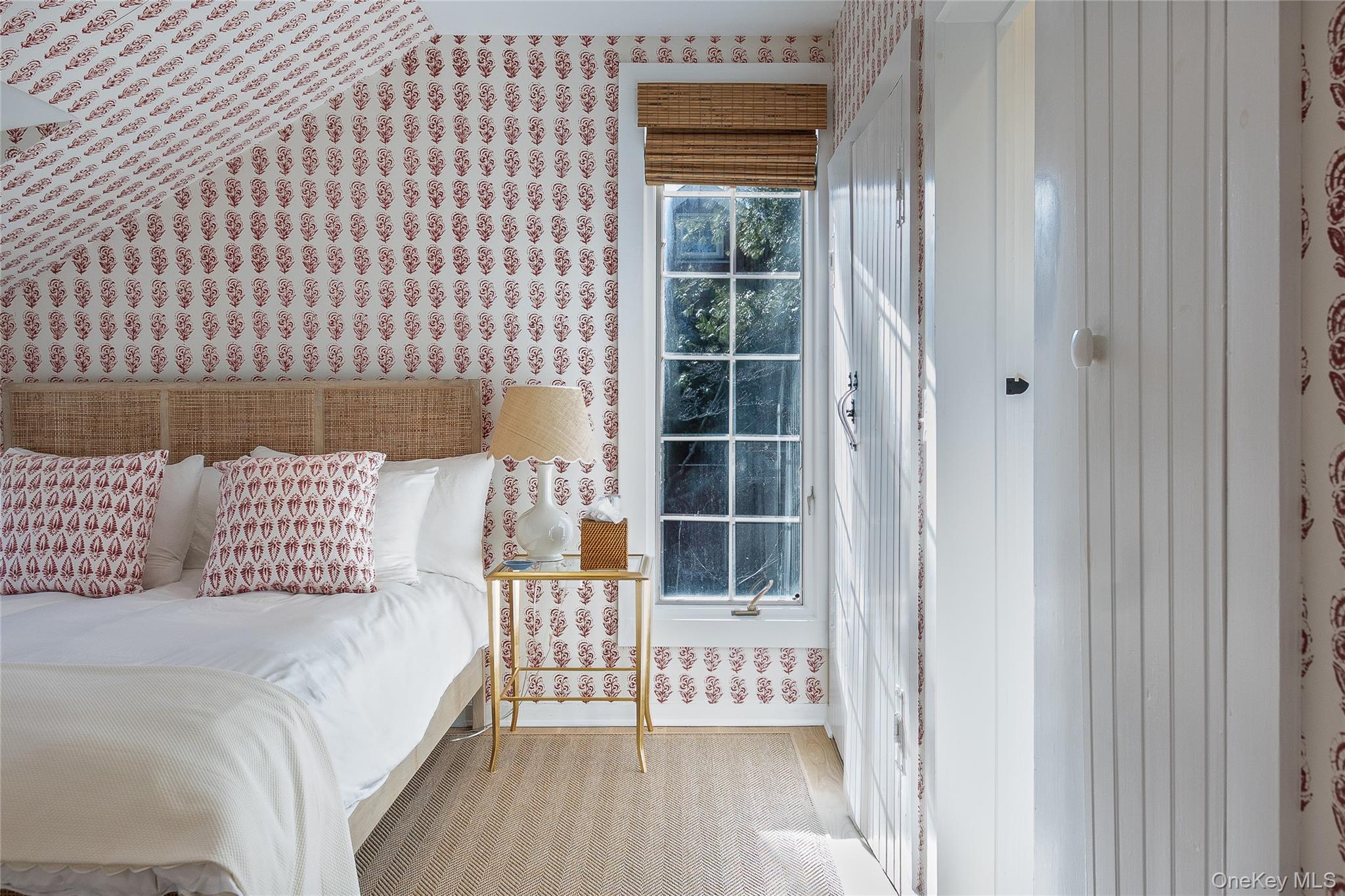 98 South Road Westhampton, NY 11977 - Photo 24 of 49