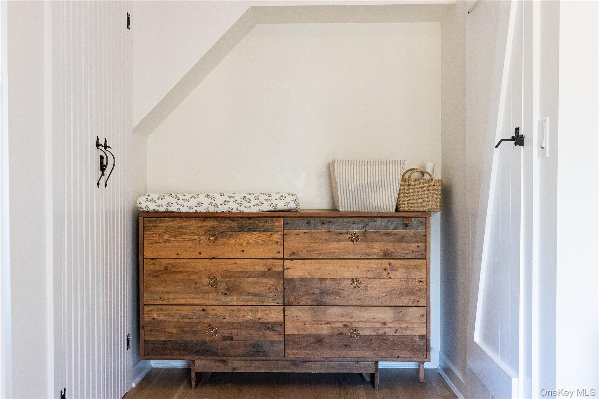 98 South Road Westhampton, NY 11977 - Photo 33 of 49