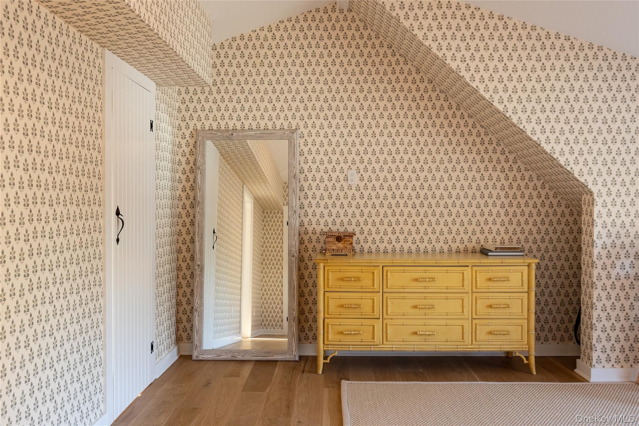 98 South Road Westhampton, NY 11977 - Photo 37 of 49