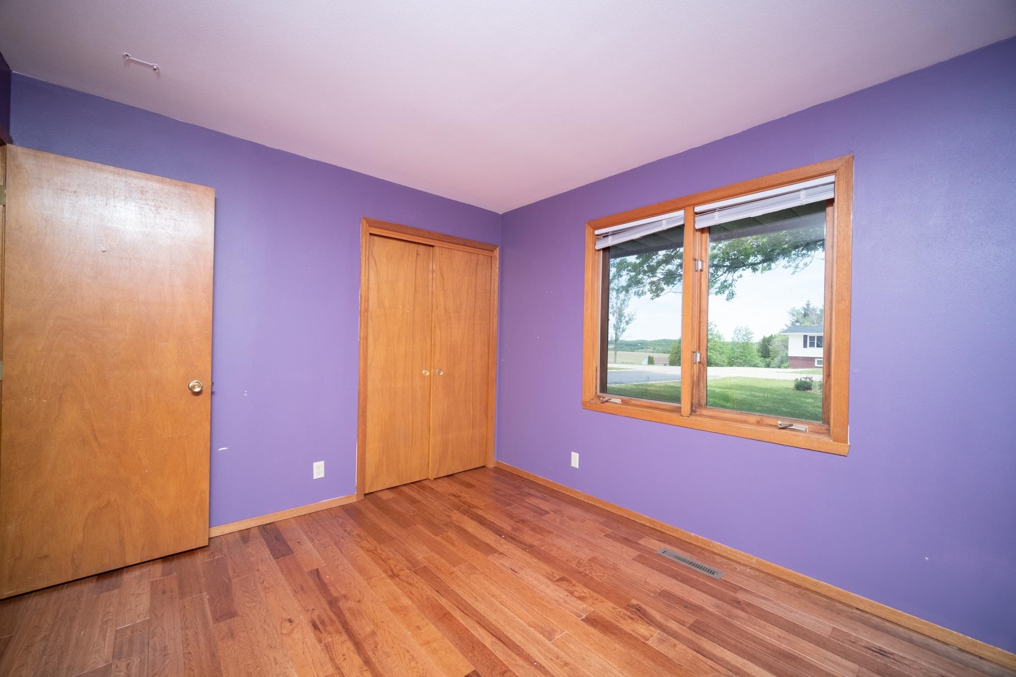 1260 Lake Summerset Road Davis, IL 61019 - Photo 16 of 24 an empty room with a window