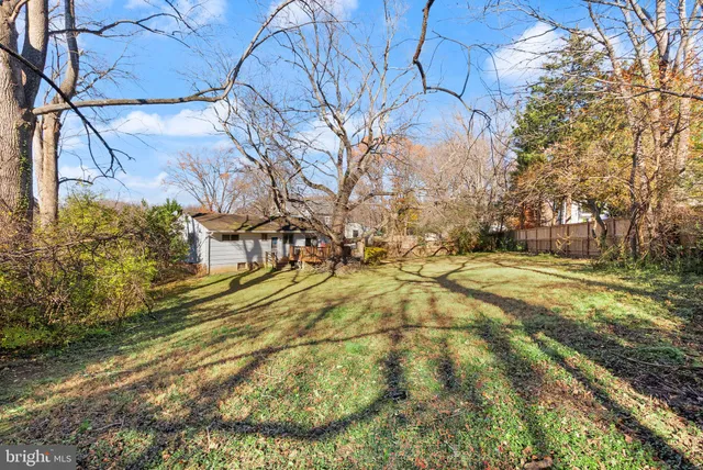 $925,000 | 1412 Patrick Circle Southwest, Vienna, VA 22180