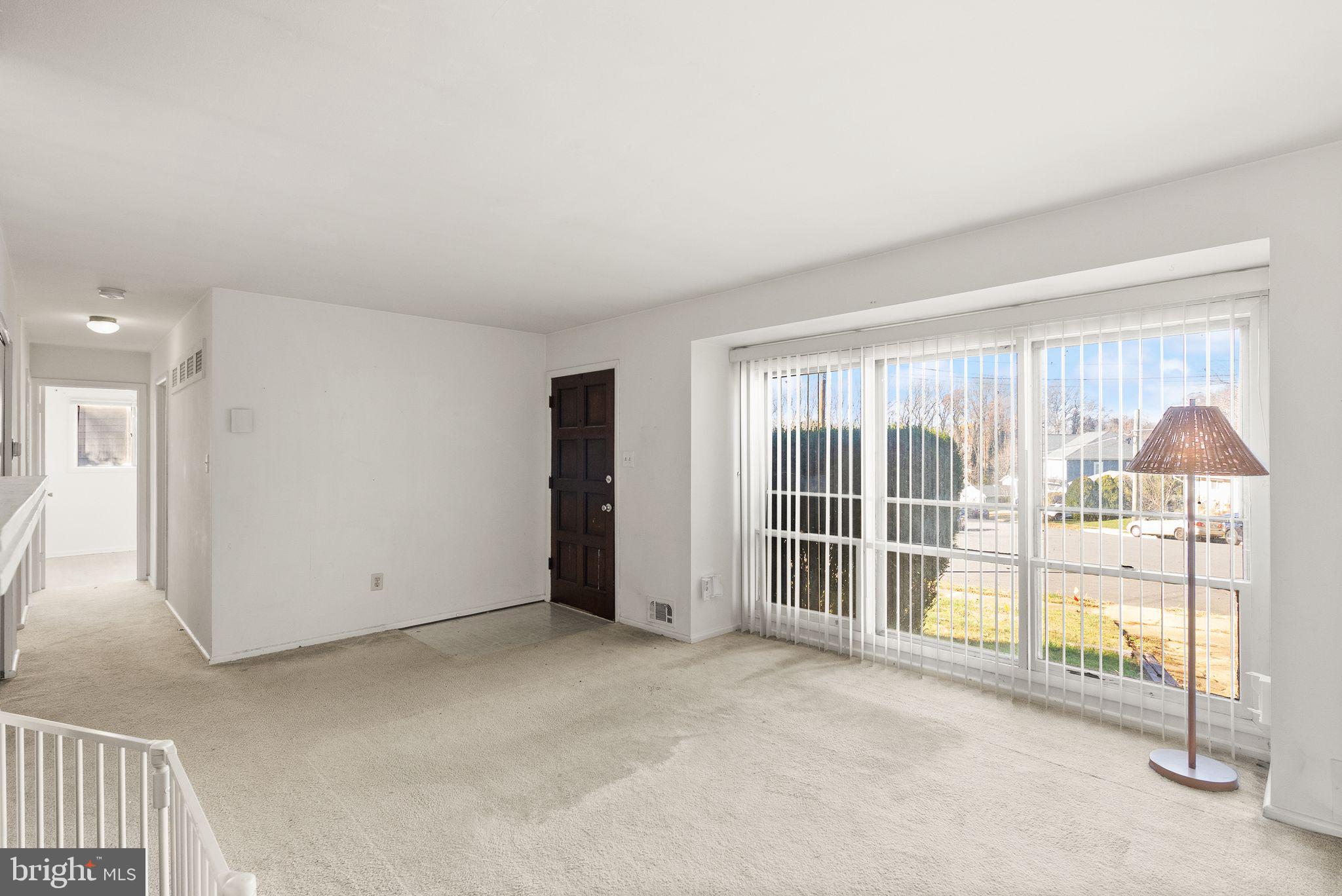 1412 Patrick Circle Southwest Vienna, VA 22180 - Photo 13 of 36