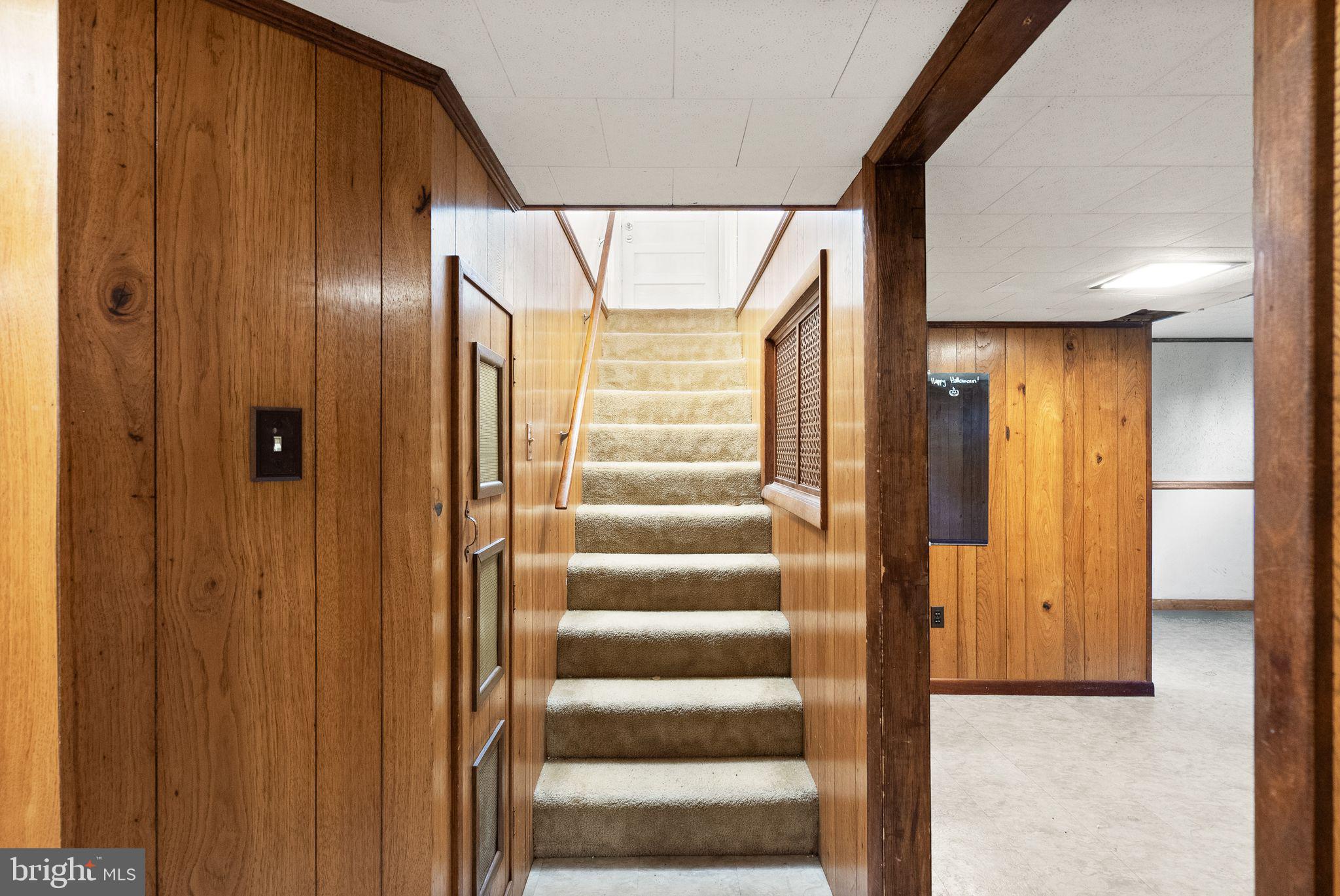 1412 Patrick Circle Southwest Vienna, VA 22180 - Photo 24 of 36