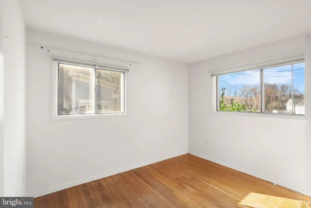 $925,000 | 1412 Patrick Circle Southwest, Vienna, VA 22180