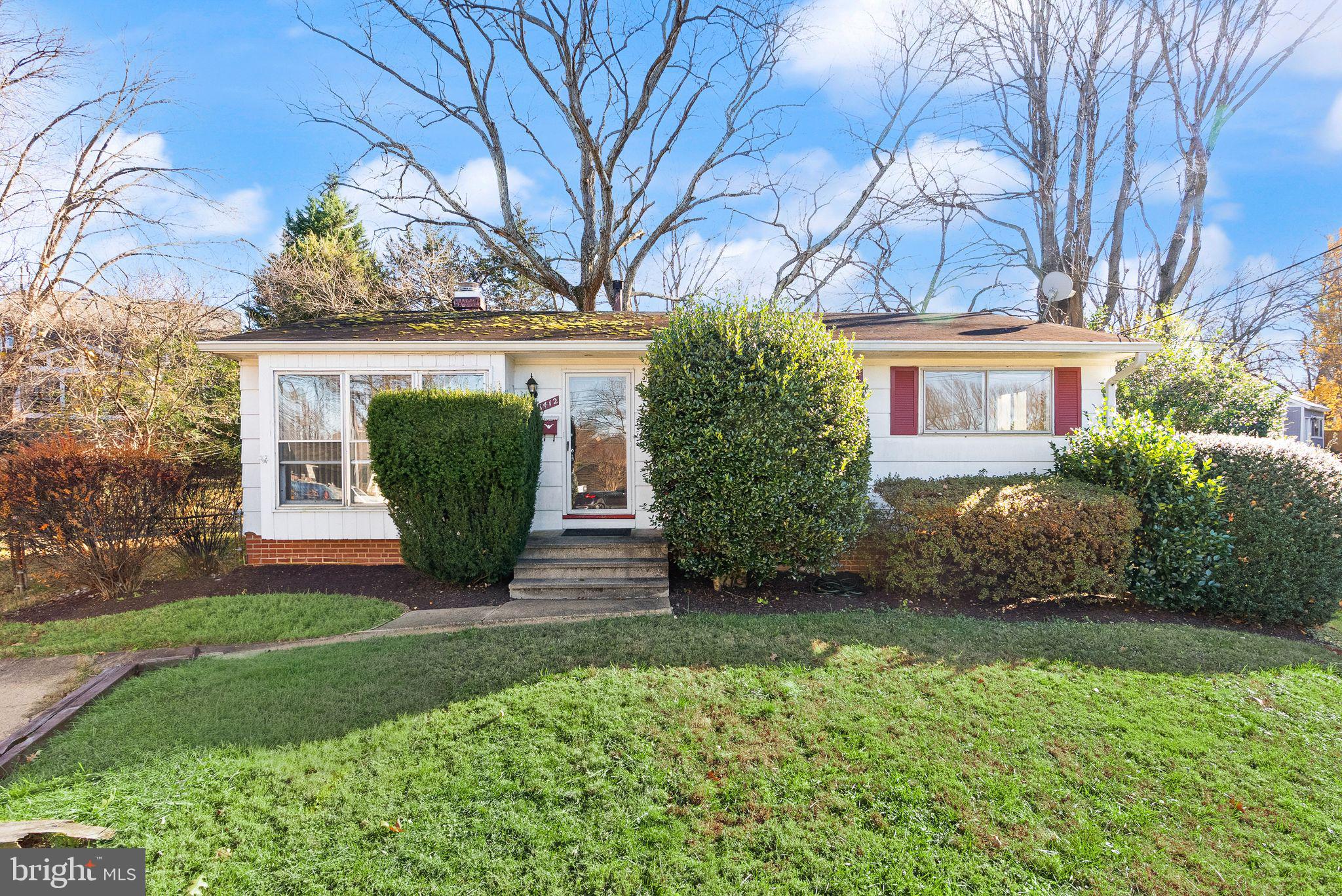 1412 Patrick Circle Southwest Vienna, VA 22180 - Photo 33 of 36