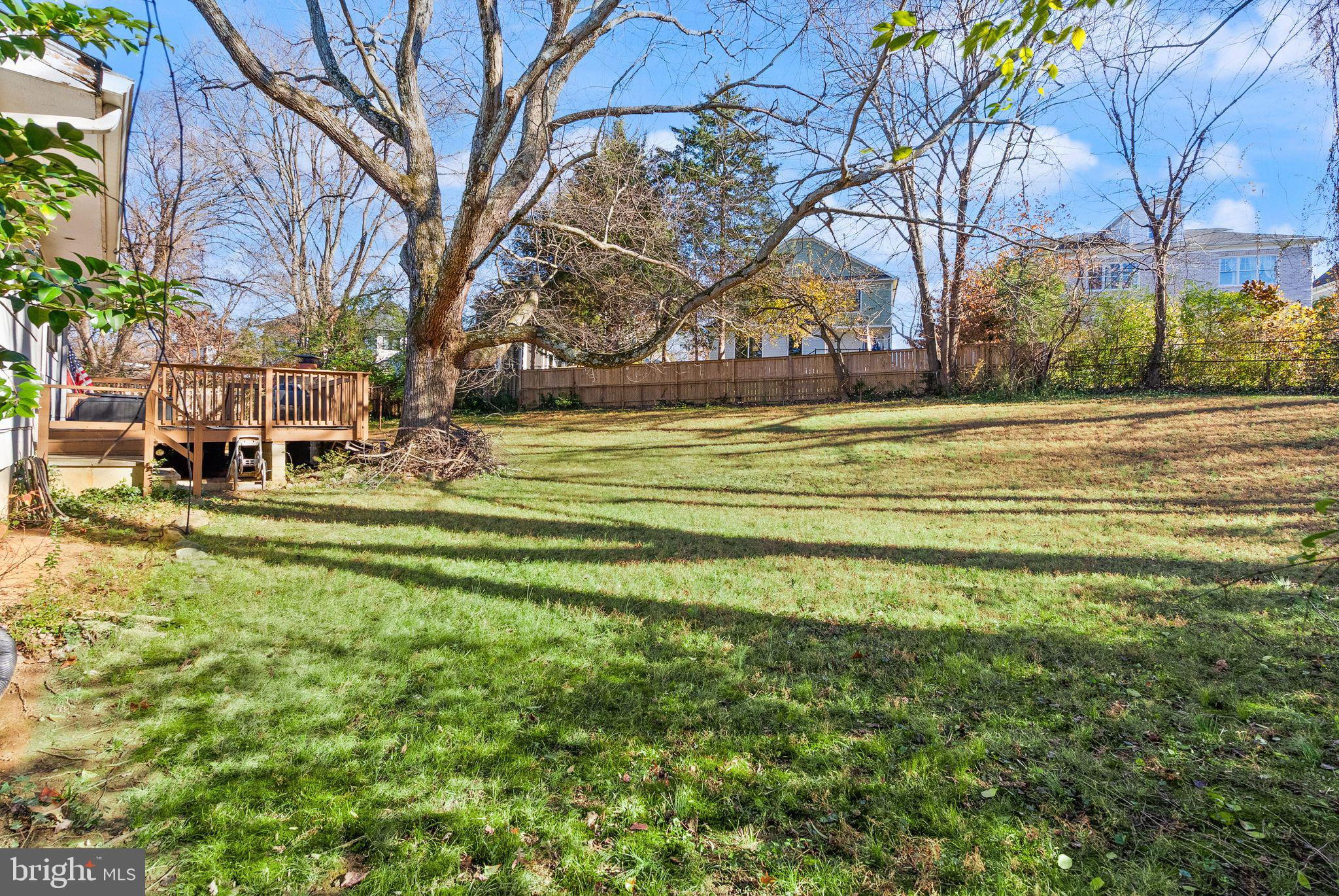 1412 Patrick Circle Southwest Vienna, VA 22180 - Photo 8 of 36