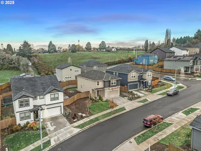 $580,000 | 3169 Southeast 34th Way, Gresham, OR 97080