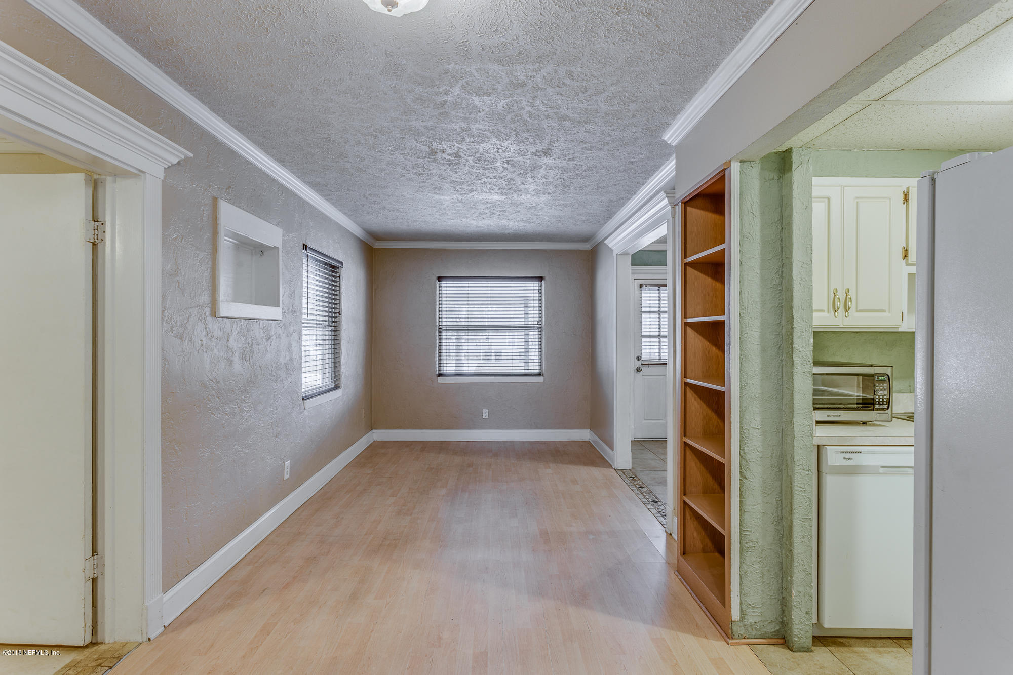 9777 Hogan Road Jacksonville, FL 32246 - Photo 4 of 26 livingrm