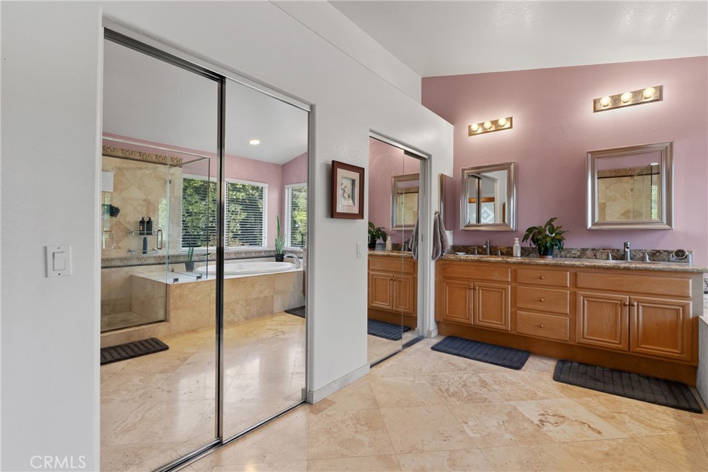 82 Springfield Mission Viejo, CA 92692 - Photo 42 of 68 Primary Suite Bathroom 1