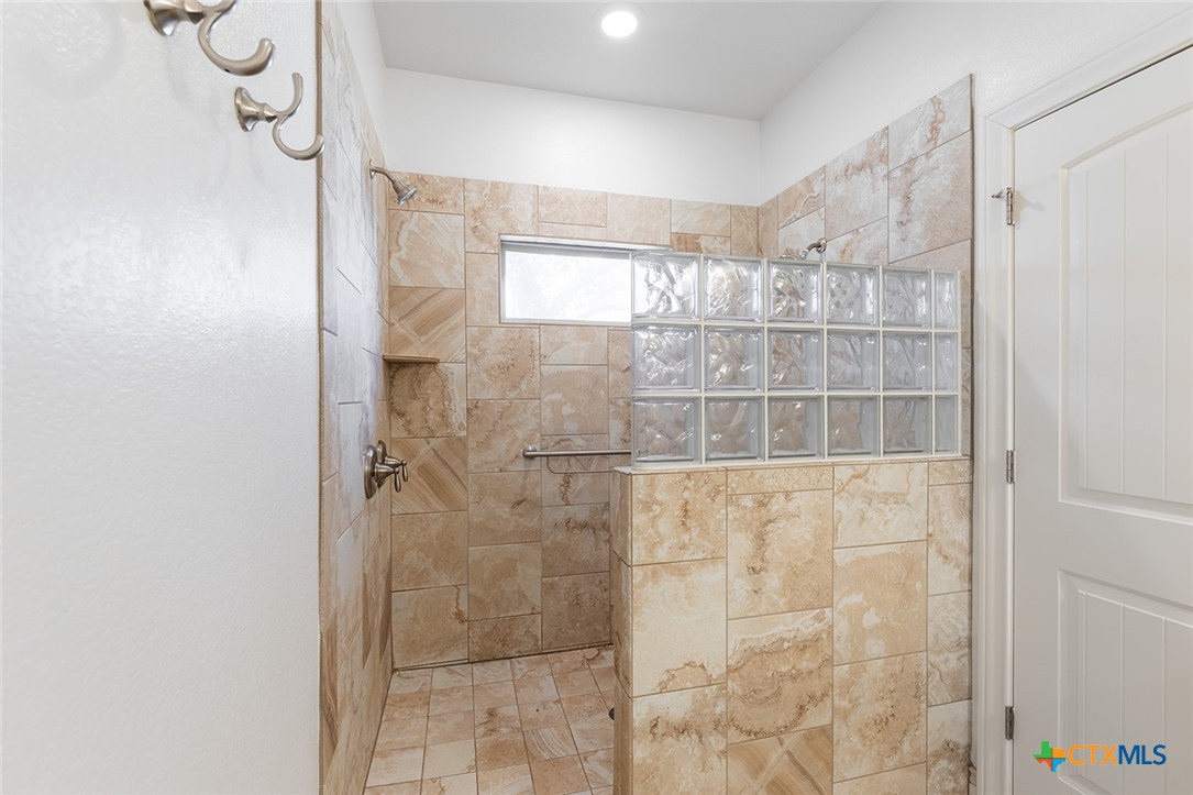604 Caprock Canyon Trail Georgetown, TX 78633 - Photo 14 of 32