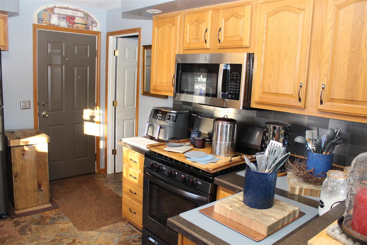 10289 Lee Road Grass Lake, MI 49240 - Photo 31 of 99